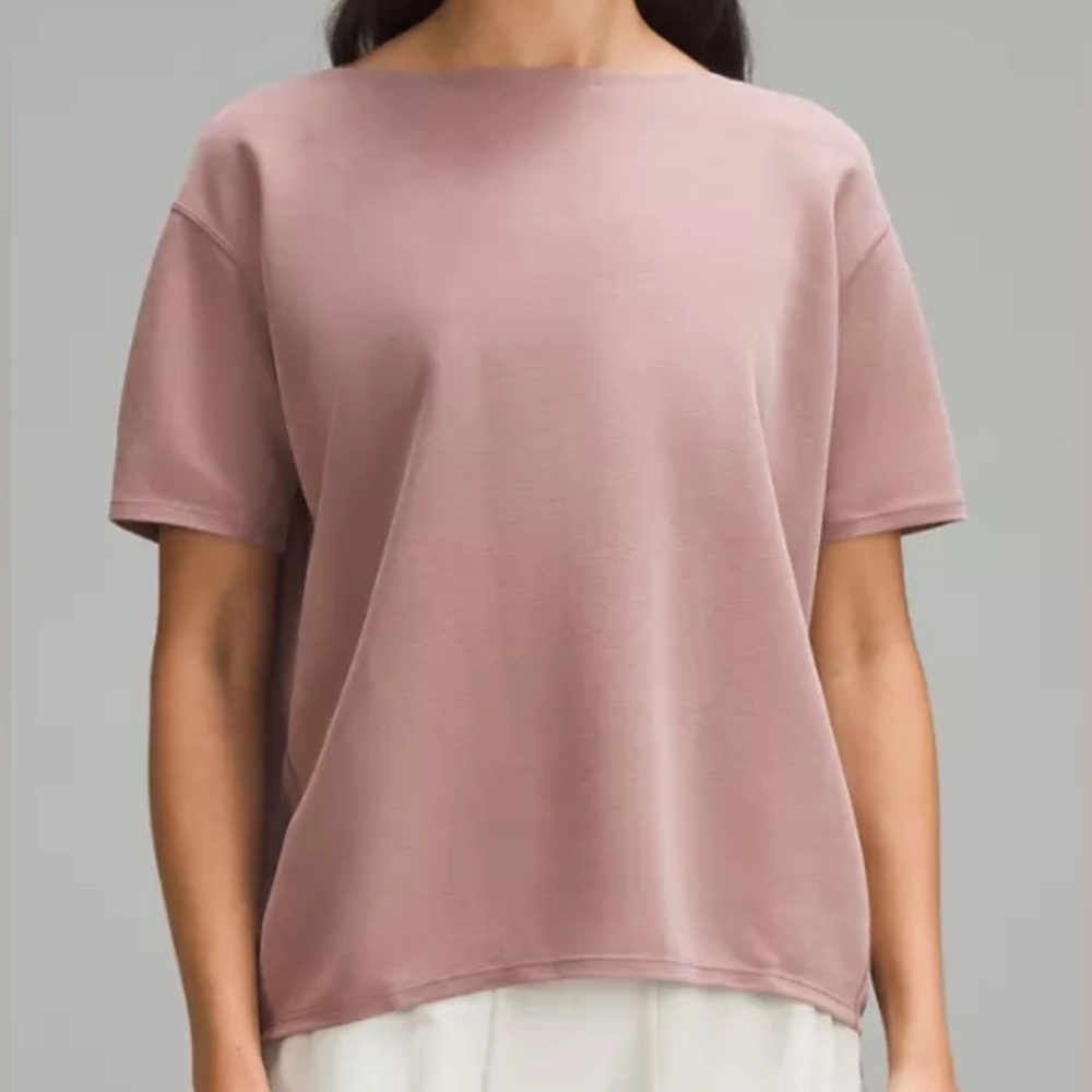 Lululemon Back in Action Short-Sleeve Shirt - Women’s Size Large - Like New